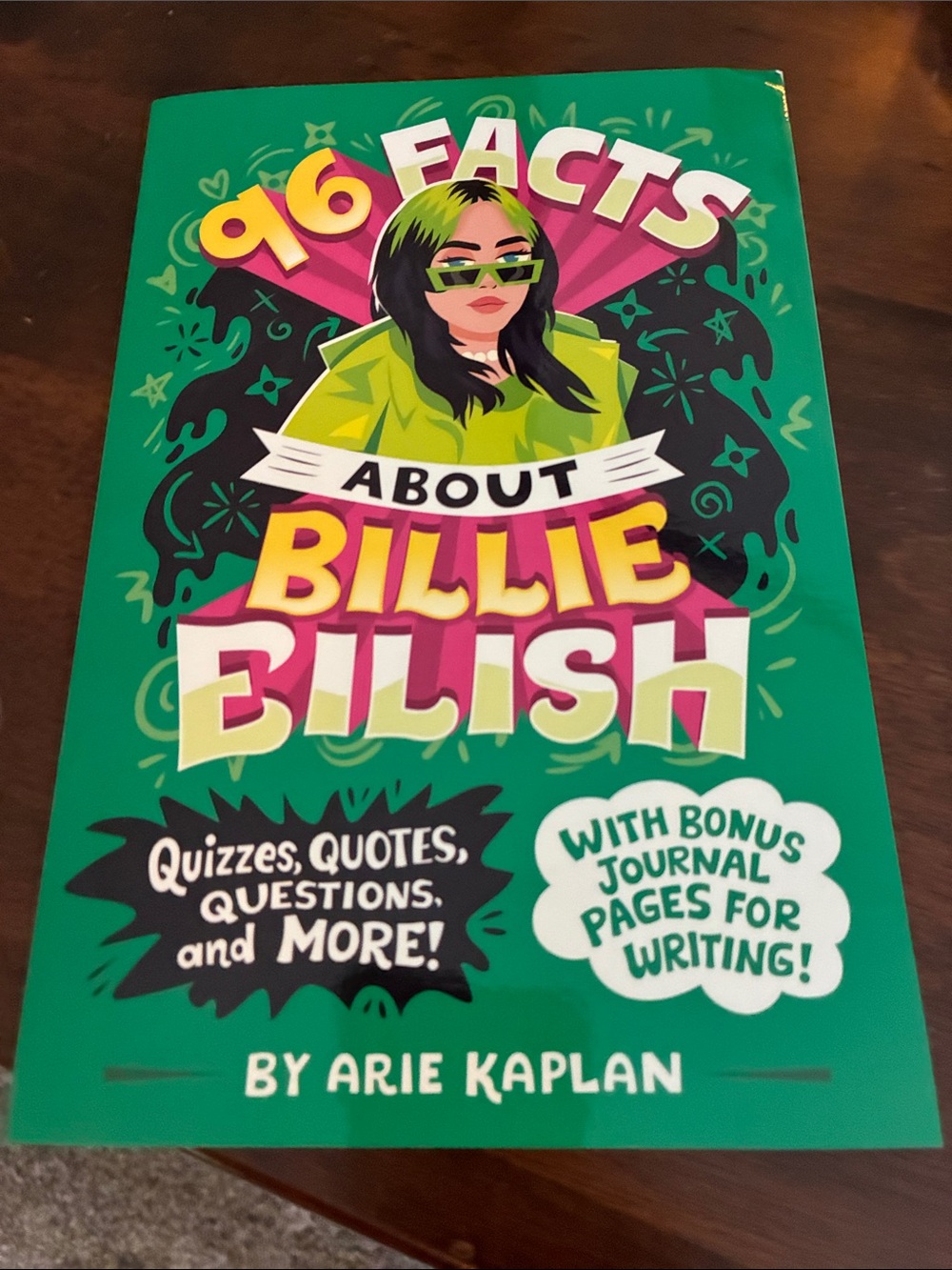 96 Facts About Billie Bilish - Green Kids Trivia Book